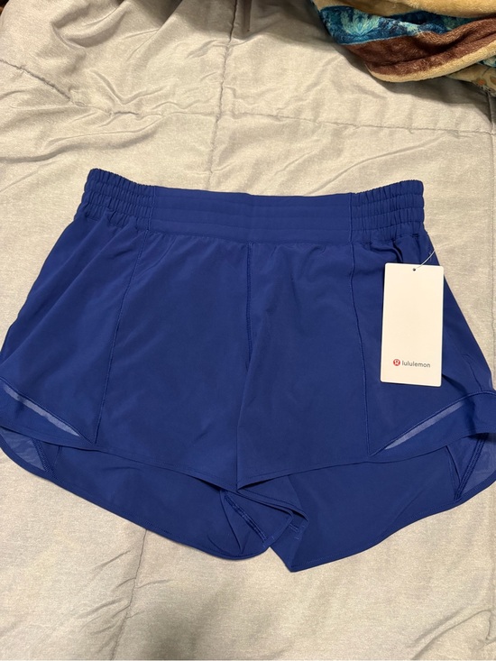 lululemon athletica Pants - lululemon athletica Women's Hotty Hot HR 4in Shorts